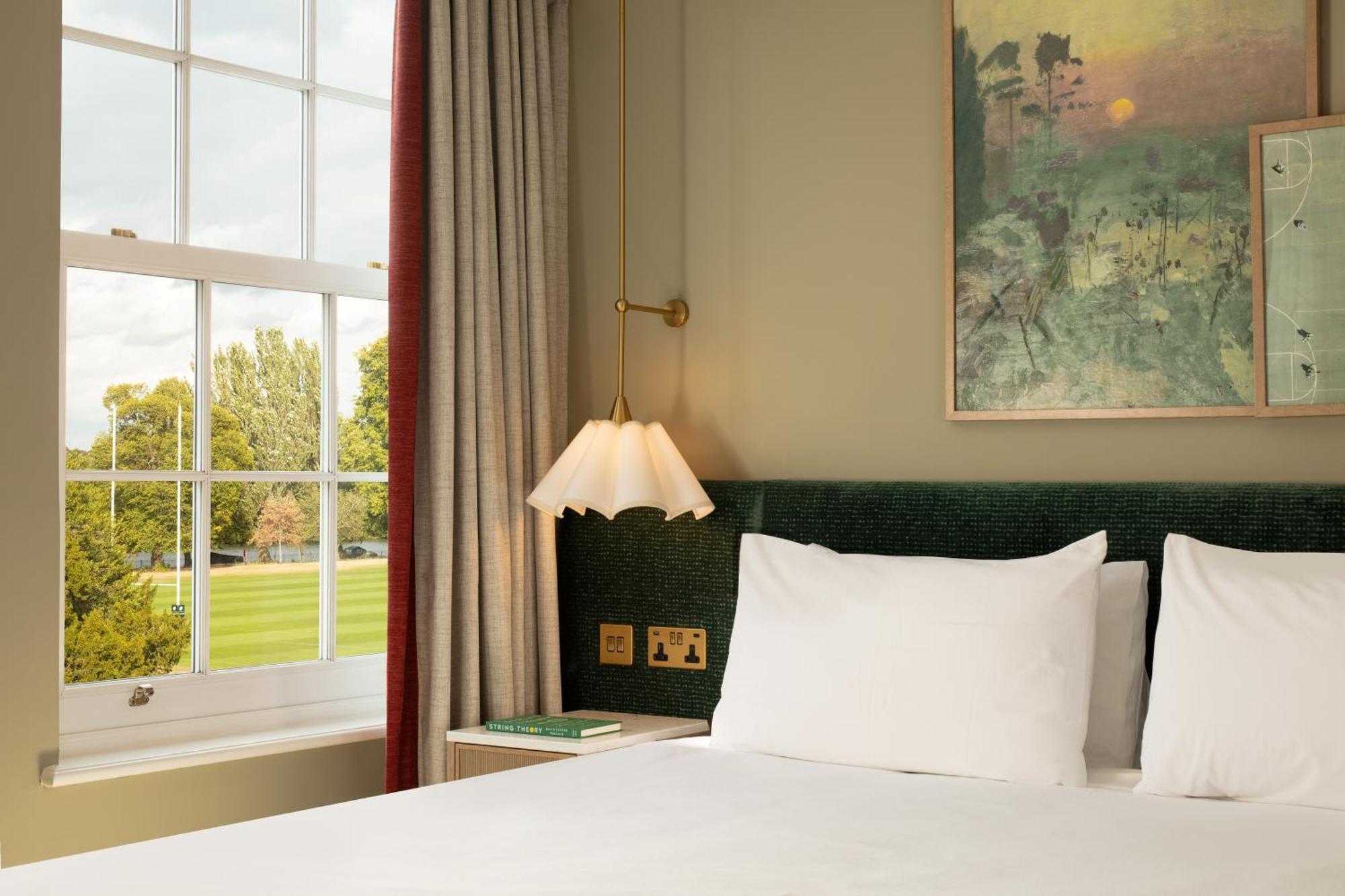 Junior Suite with Garden View